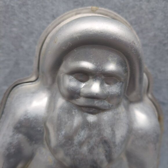 Vintage Silver Santa Claus Decorative Baking Mold Collectible Kitchen Statue - Picture 4 of 16